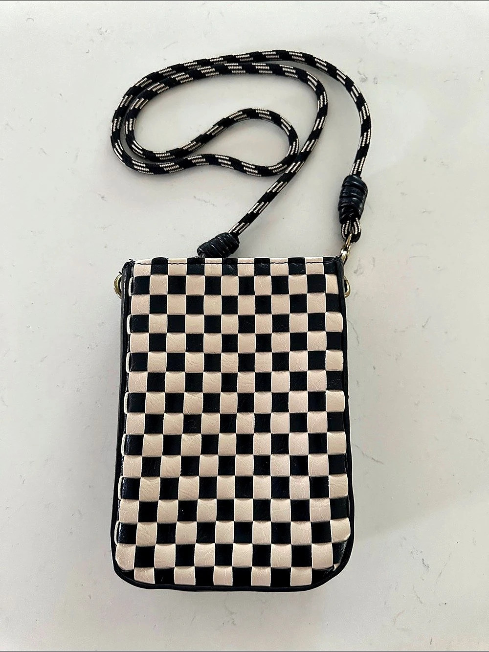 Universal Thread Checkered Crossbody Phone Bag Black & White